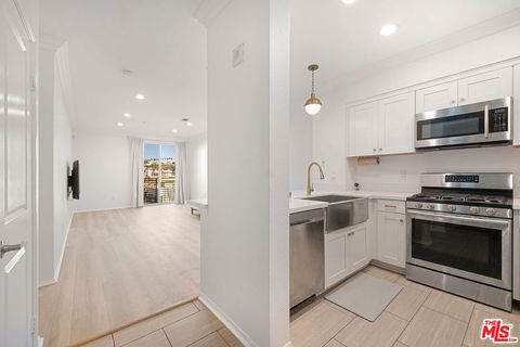 6400 Crescent Parkway 315 Playa Vista CA 90094