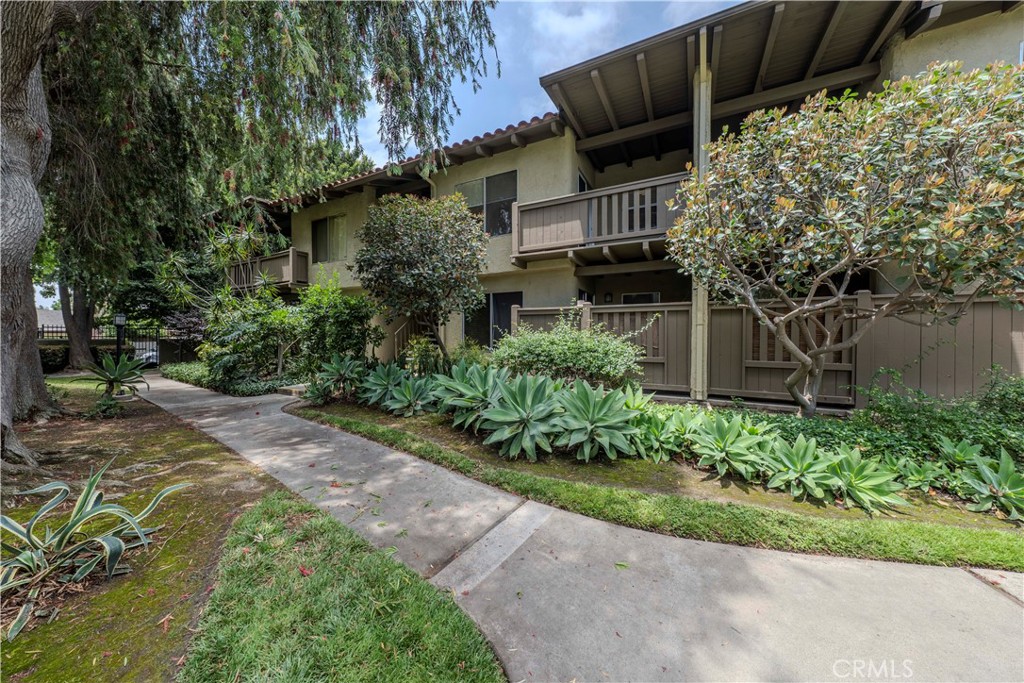 1345 Cabrillo Park Drive B12