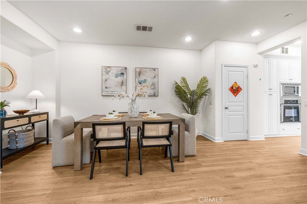 98 Sarabande, Irvine CA 92620 - Photo 8