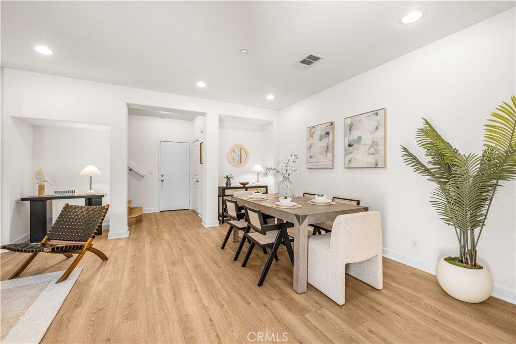 98 Sarabande, Irvine CA 92620 - Photo 11