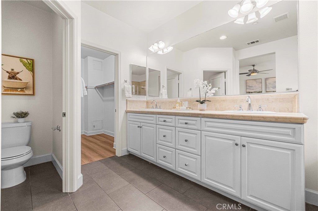 98 Sarabande, Irvine CA 92620 - Photo 25