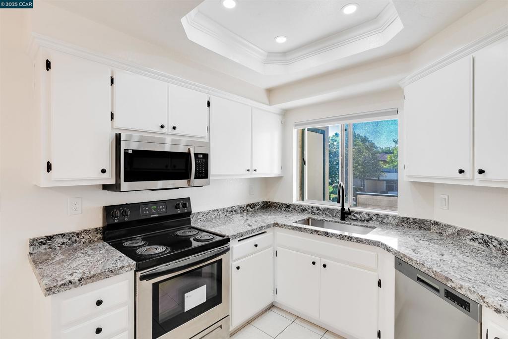 SUGAR SPRINGS - Residential