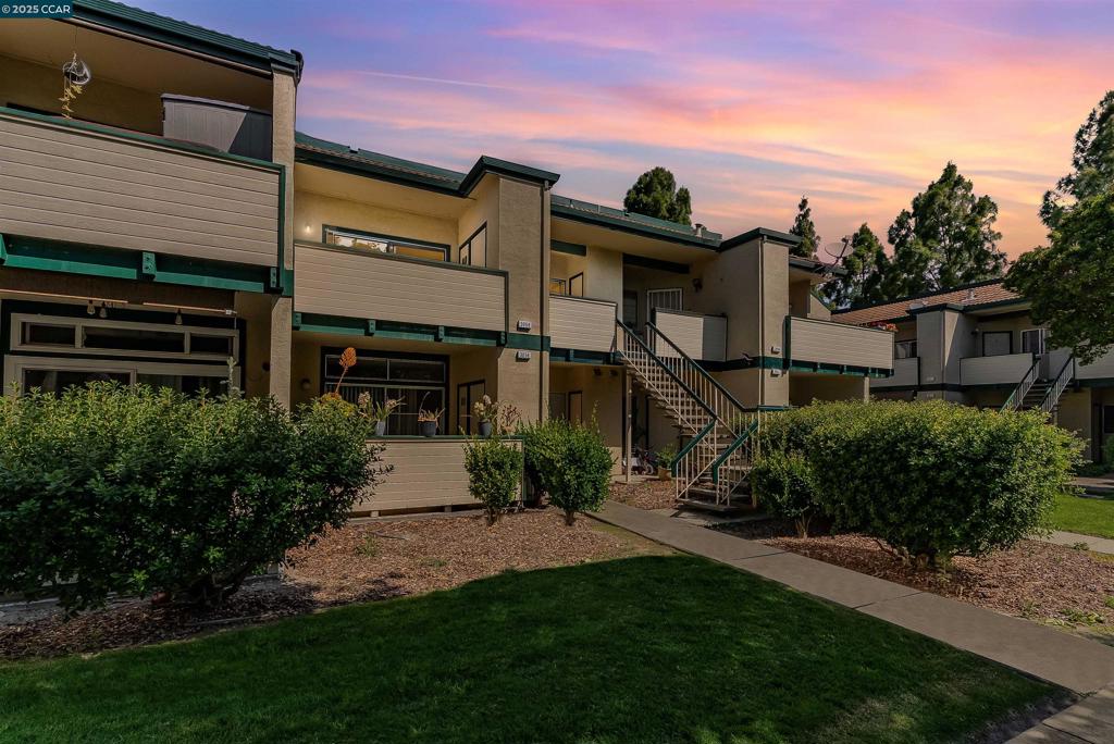 SUGAR SPRINGS - Residential