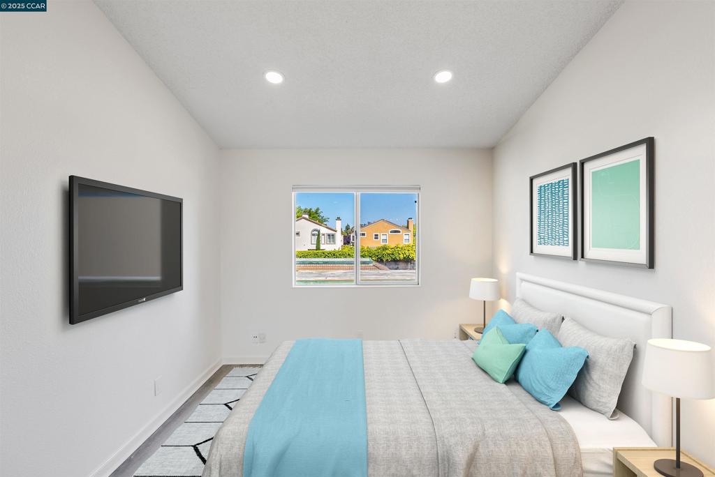SUGAR SPRINGS - Residential
