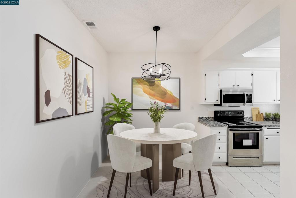 SUGAR SPRINGS - Residential