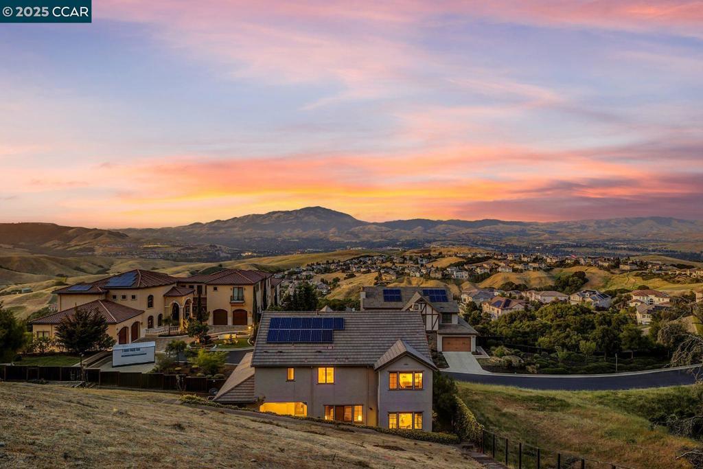 NORRIS CANYON - Residential
