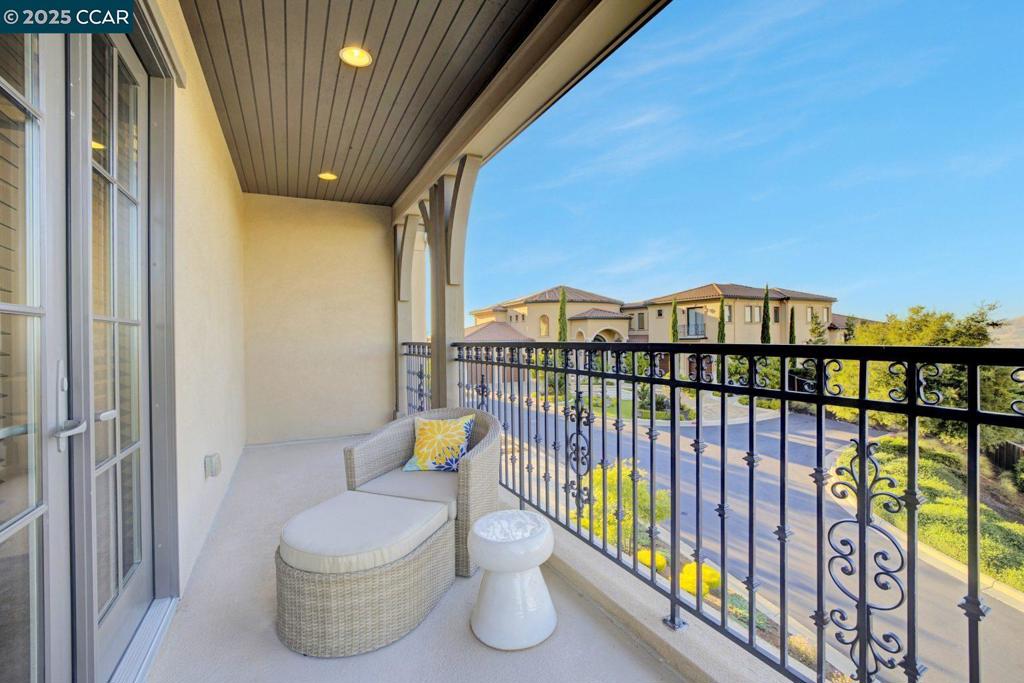 NORRIS CANYON - Residential