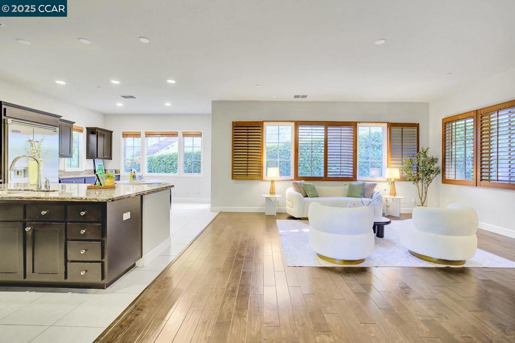 NORRIS CANYON - Residential