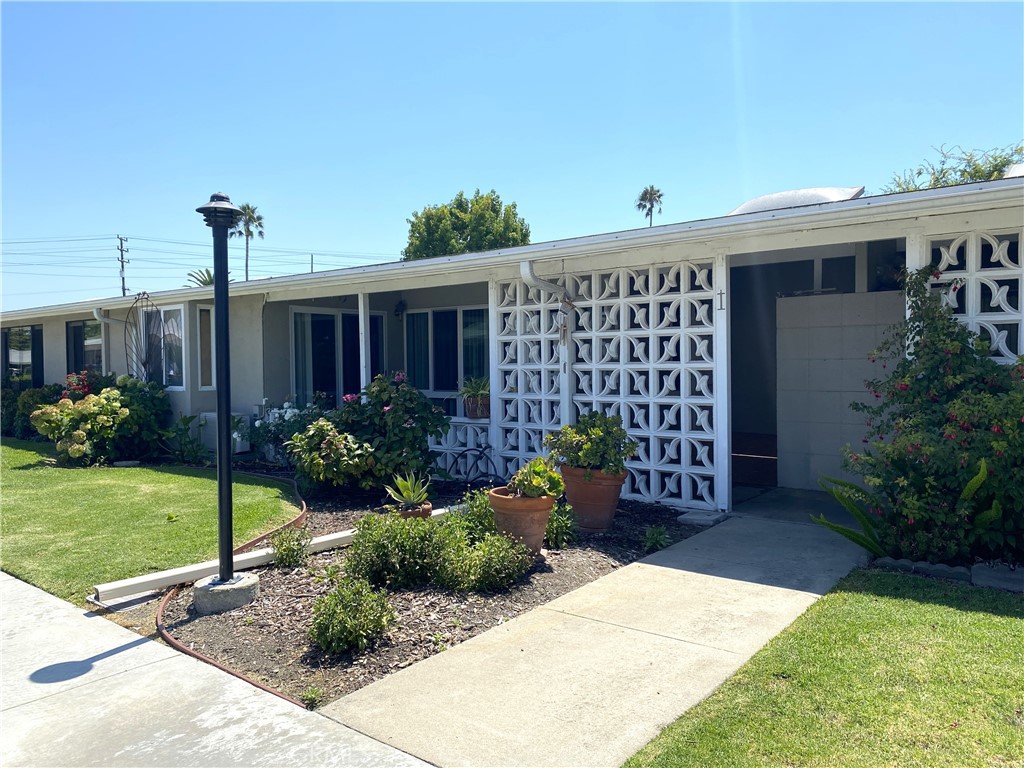 (M2-60I)(Carport 31-Space 29) Newly painted and refreshed! Expanded unit. The Main Bedroom has been expanded and has smooth ceilings. There is a small walk-in closet + add'l closet space, bay window and dual pane slider to the patio. Unit features an extra 1/2 bath with a solar tube for natural lighting. Great drive-up unit, carport close, nice garden. Kitchen features skylight, dishwasher, and and has been newly painted. Two split unit A/C's in Living Room and Main Bedroom. Dual pane windows throughout. Wood-look vinyl flooring. Skylights galore (Patio, Den, Kitchen, Bath) for that light and airy feeling. Your carport comes with extra storage cabinets. With your special touches... you could call this place Home!
SENIOR COMMUNITY OFFERS THE FOLLOWING AMENITIES: 9 Hole Golf Course, Swimming Pool, Jacuzzi, Gym, Table Tennis, Shuffleboard, Billiards, Pickle Ball and Bocce Ball courts. Amphitheater, 6 Club houses featuring: Exercise Gym, Art Room, Sewing, Crafts, Woodshops, Lapidary, Pool tables; Over 200 Clubs, LWSB is a Security-Guard-Gated Community. Also, Library, Friends of Library Bookstore, Credit Union, Health Care Center, Pharmacy), Post Office and Café.