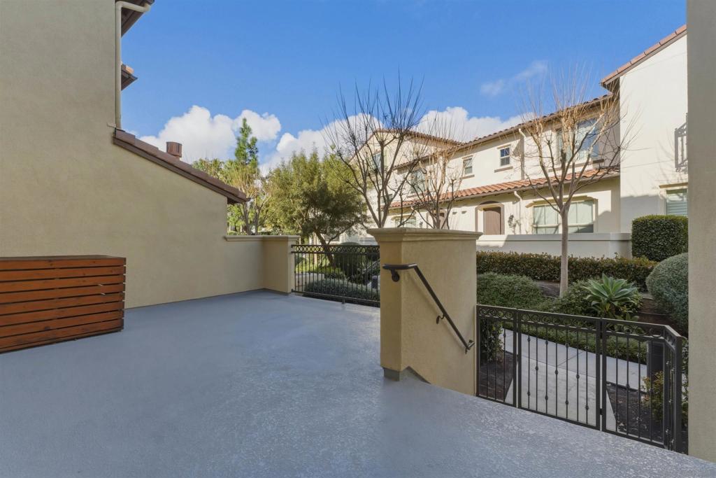 1634 Fairlead Avenue