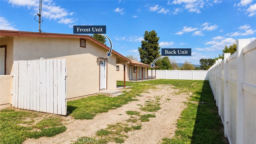 10878 Crowther Lane