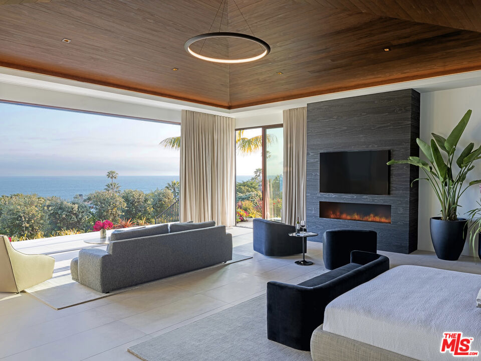 MariSol Malibu - Residential