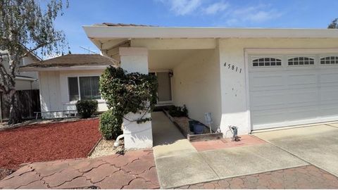 Photo of 45811 Cheyenne Place, Fremont, CA 94539 (MLS # ML82044606)