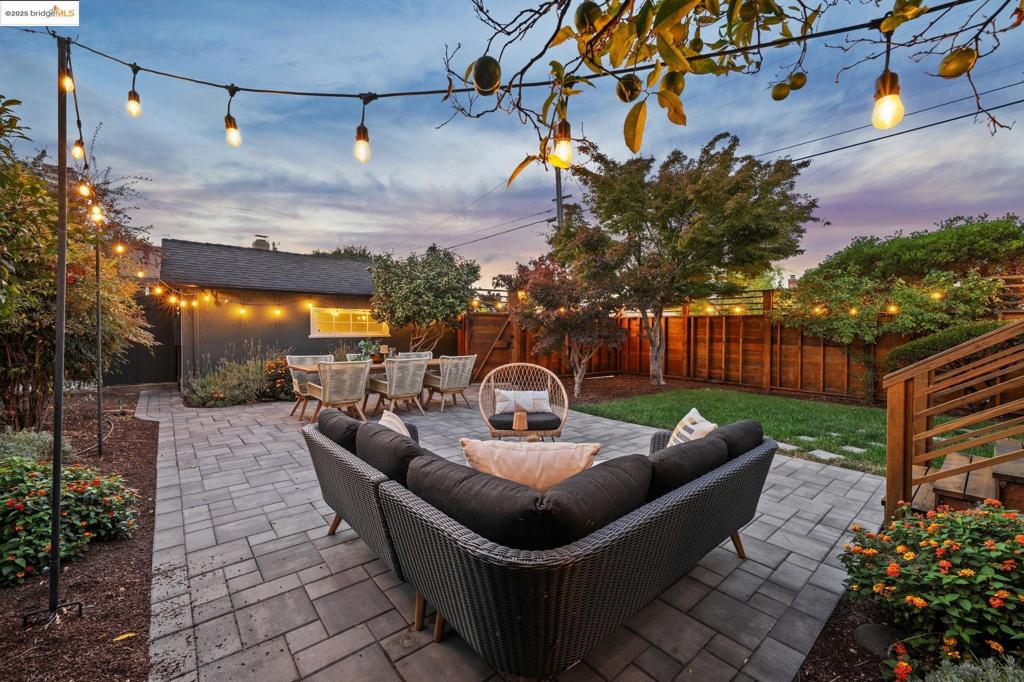 BROADMOOR AREA - Residential