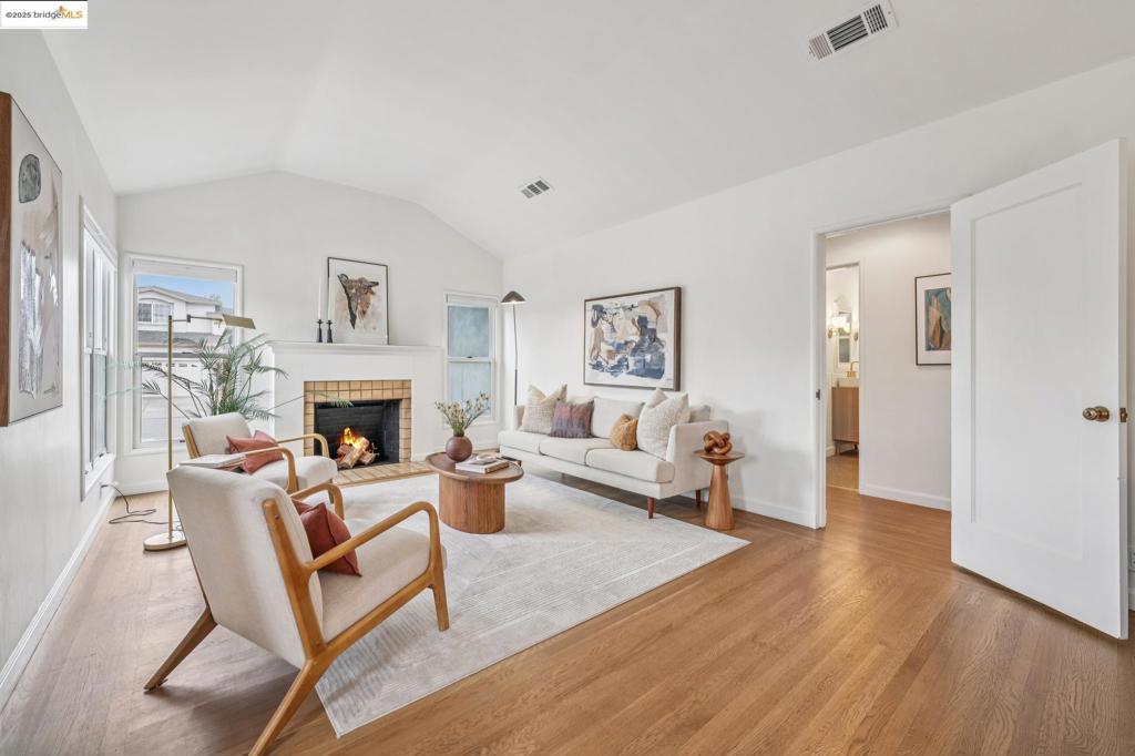BROADMOOR AREA - Residential