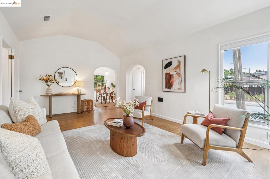 BROADMOOR AREA - Residential