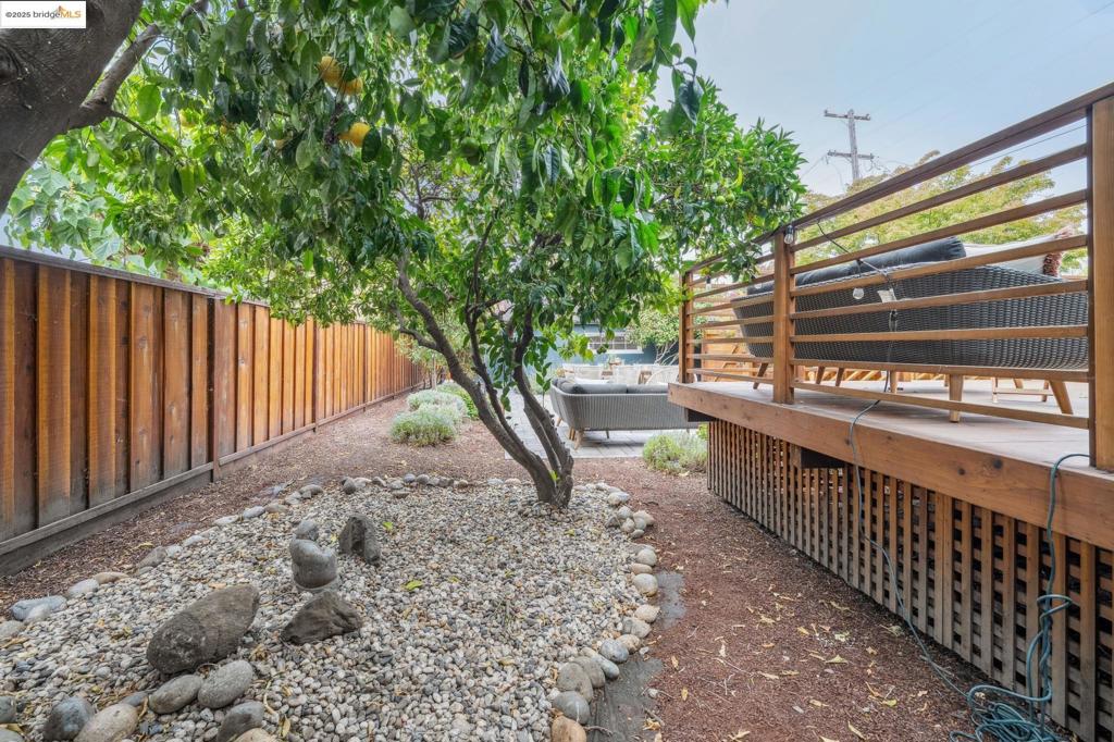 BROADMOOR AREA - Residential