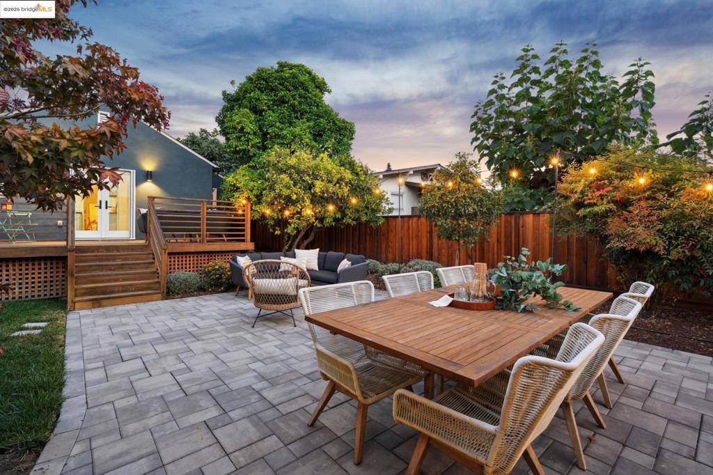 BROADMOOR AREA - Residential