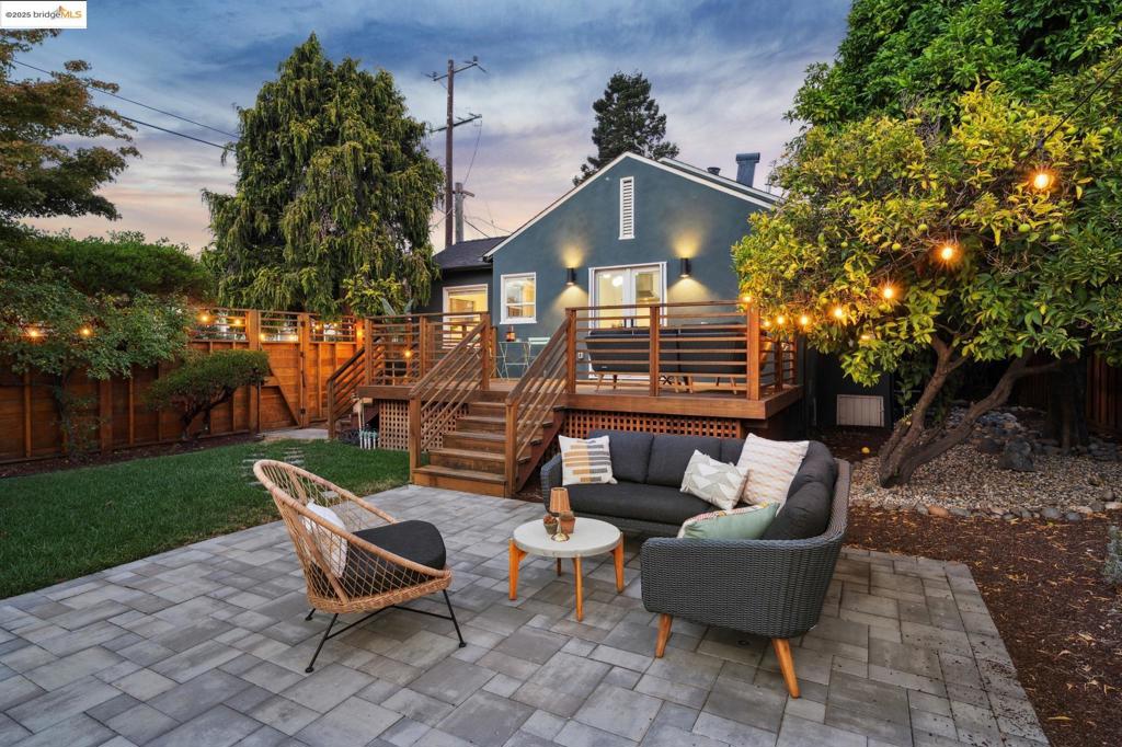 BROADMOOR AREA - Residential