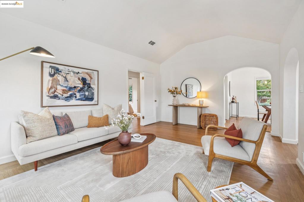 BROADMOOR AREA - Residential