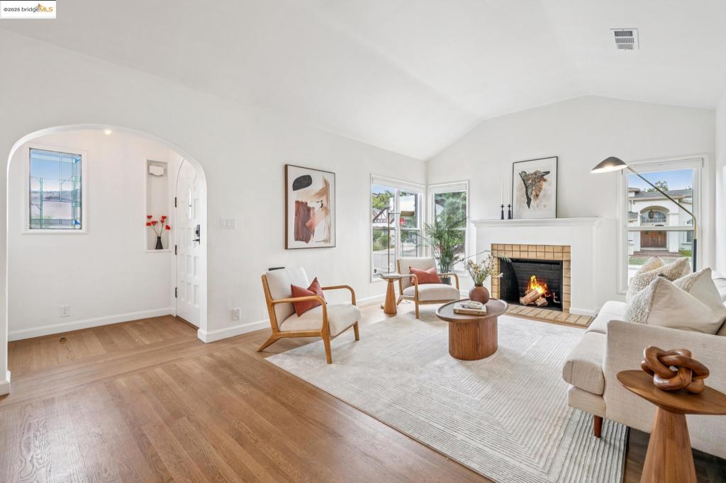 BROADMOOR AREA - Residential