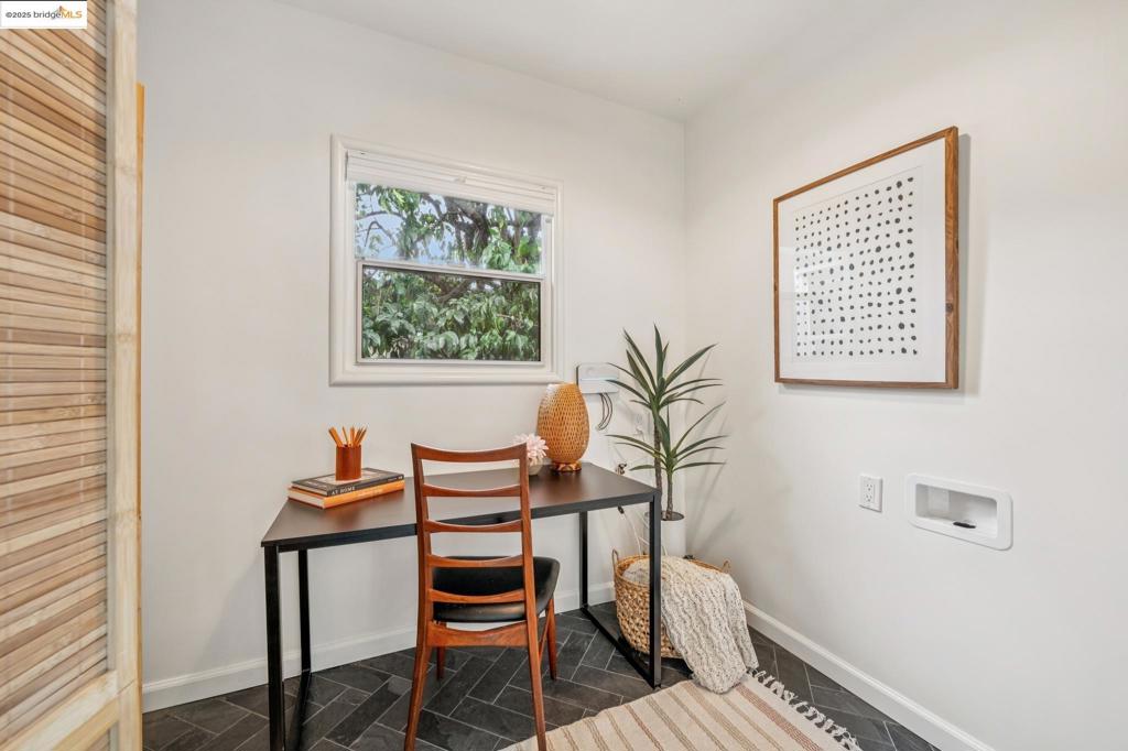 BROADMOOR AREA - Residential