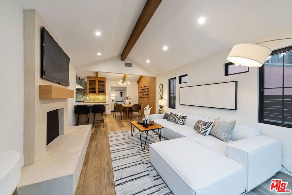 3732 Cherrywood Avenue