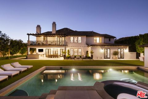 Photo of 25324 Prado De Naranja, Calabasas, CA 91302 (MLS # 26744131)