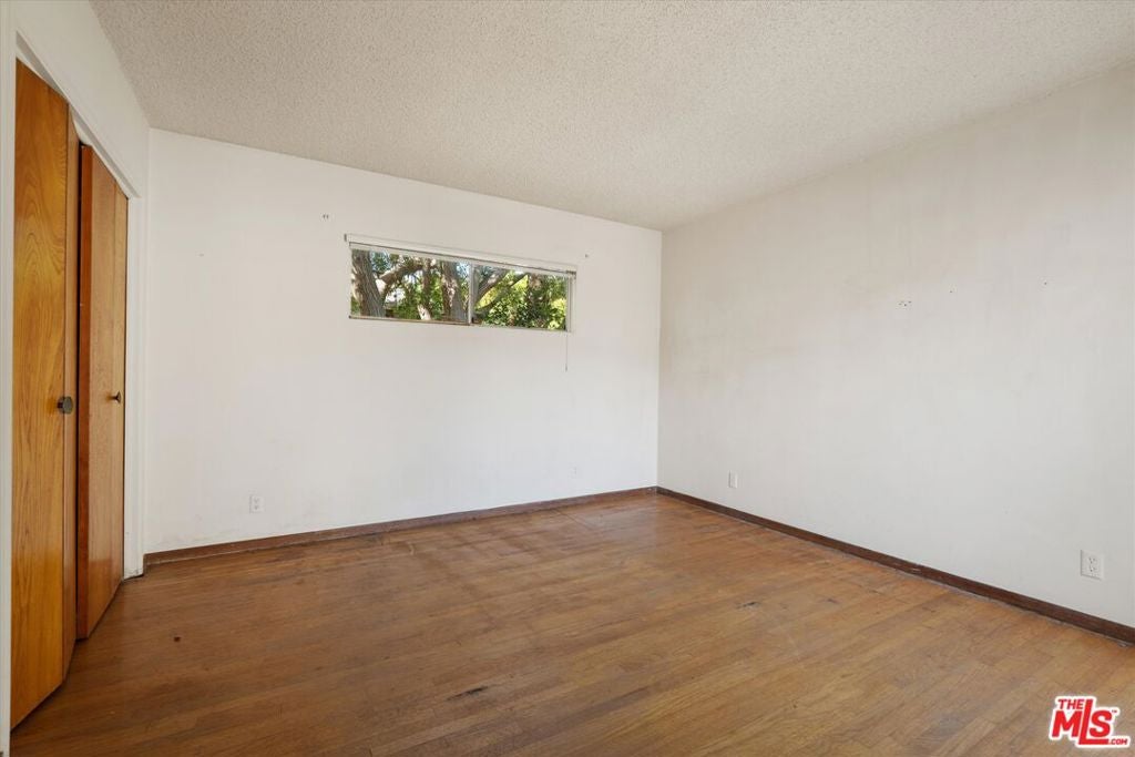11827 Stanwood Drive