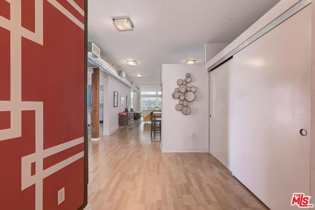 4215 Glencoe Avenue 317