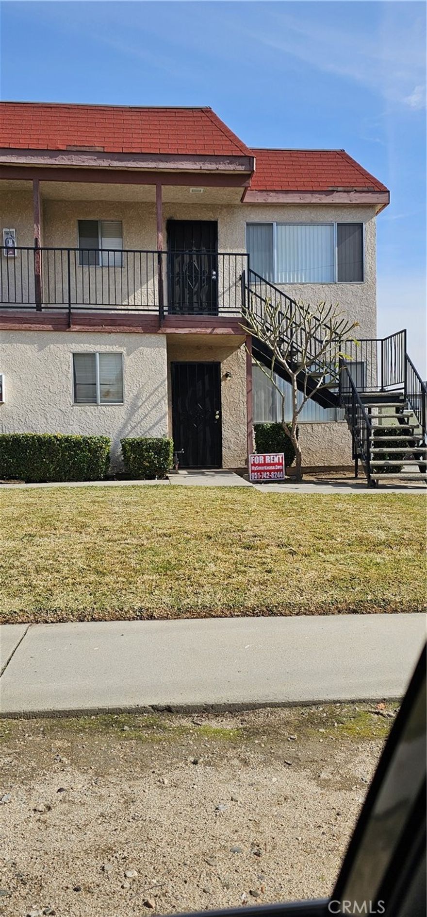Experience comfort and convenience in this newly renovated two-bedroom, one-bathroom apartment located in a quiet San Bernardino neighborhood. This downstairs unit offers approximately 736 square feet of living space within a well-maintained two-story four-plex. The home has been freshly painted and upgraded with flooring throughout the living areas and bedrooms, while the kitchen and bathroom feature stylish tile floors for easy maintenance.
The kitchen comes fully equipped with an electric stove, oven, and microwave, perfect for everyday cooking needs. Central air conditioning and heating provide year-round comfort, and an on-site, app-operated laundry adds extra convenience. Two parking spaces in the back ensure easy access and peace of mind.
Located near shopping centers, schools, and parks, with quick freeway access for commuters. Small pets under 20 pounds are welcome.