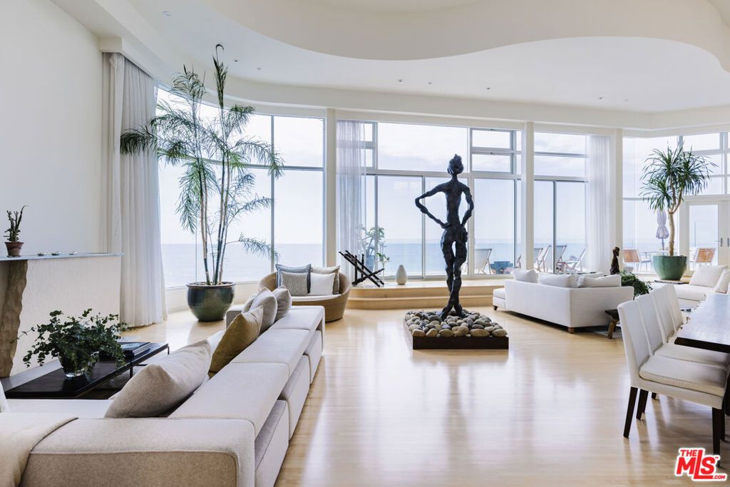 Photo of 26808 Malibu Cove Colony Drive, Malibu, CA 90265 (MLS # 25611451)