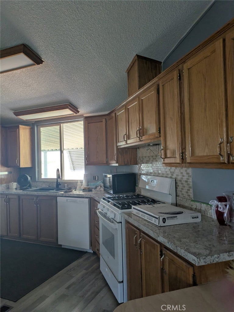 20843 Waalew C6