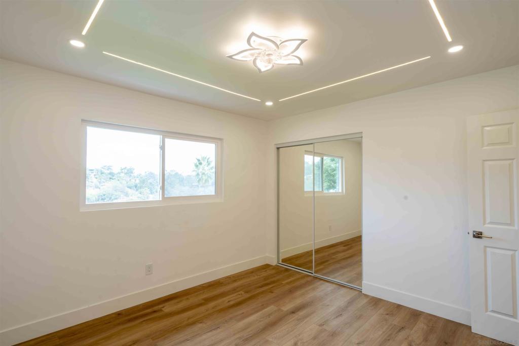 La Mesa - Residential