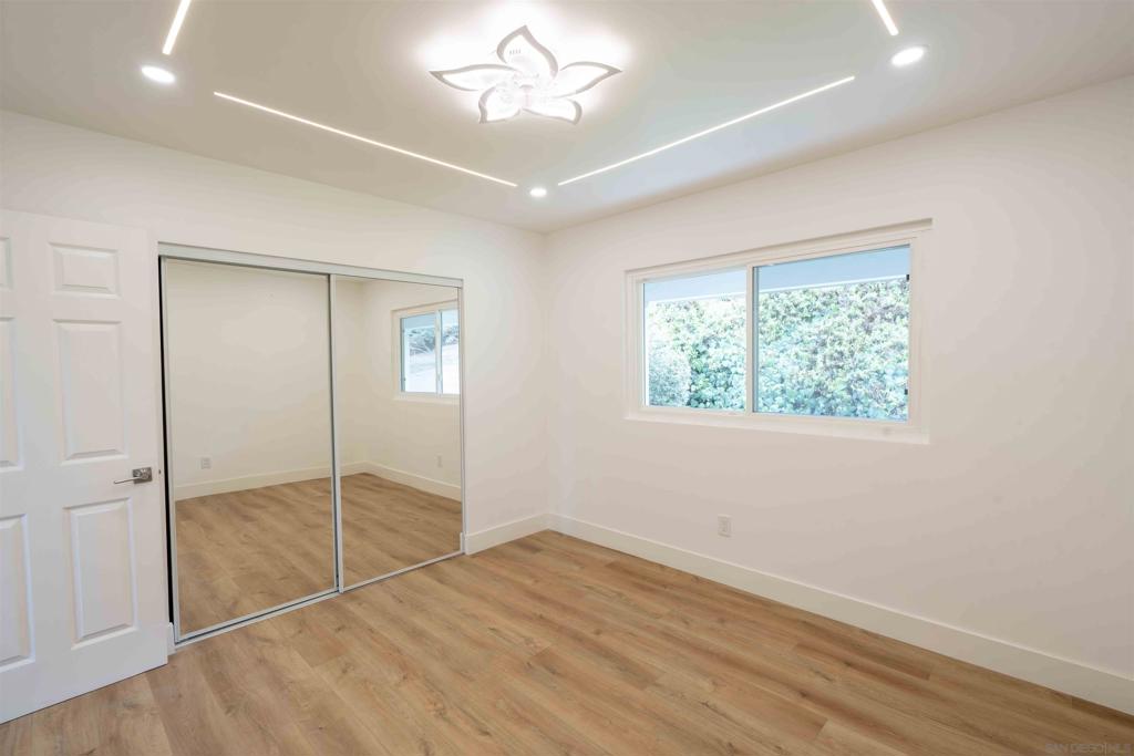 La Mesa - Residential