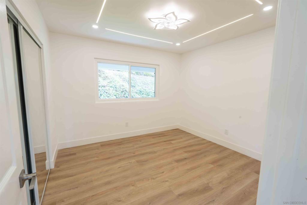 La Mesa - Residential