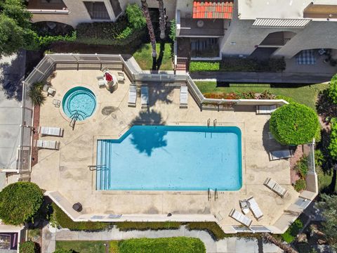 Tiny photo for 200 E Racquet Club Clb #63, Palm Springs, CA 92262 (MLS # 219146815PS)