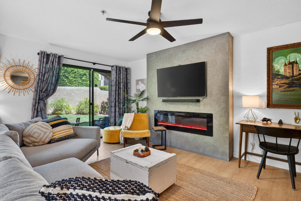 200 E Racquet Club 63