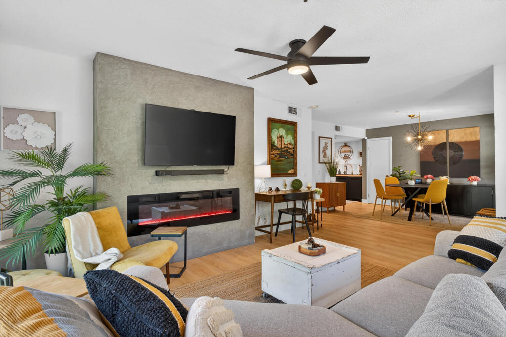 200 E Racquet Club 63