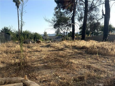 Photo of 290 E Palm Street, Altadena, CA 91001 (MLS # GD26173367)
