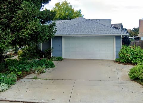 Photo of 2231 N Carol Ave, Fresno, CA 93722 (MLS # DW26056916)