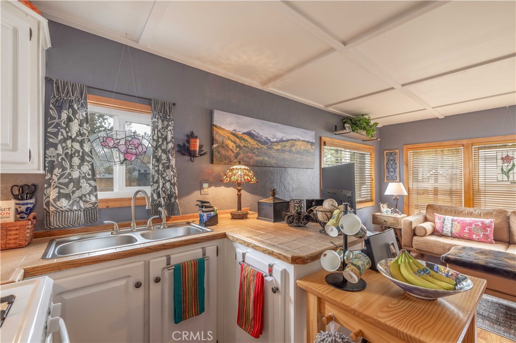 41150 Lahontan C4