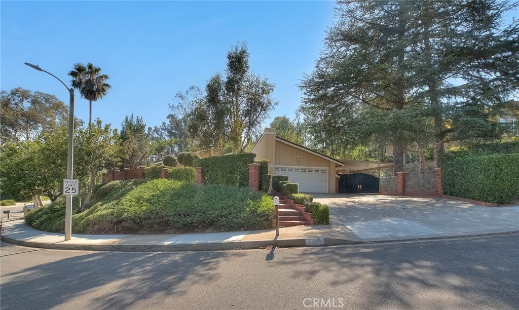 2418 Turquoise Circle