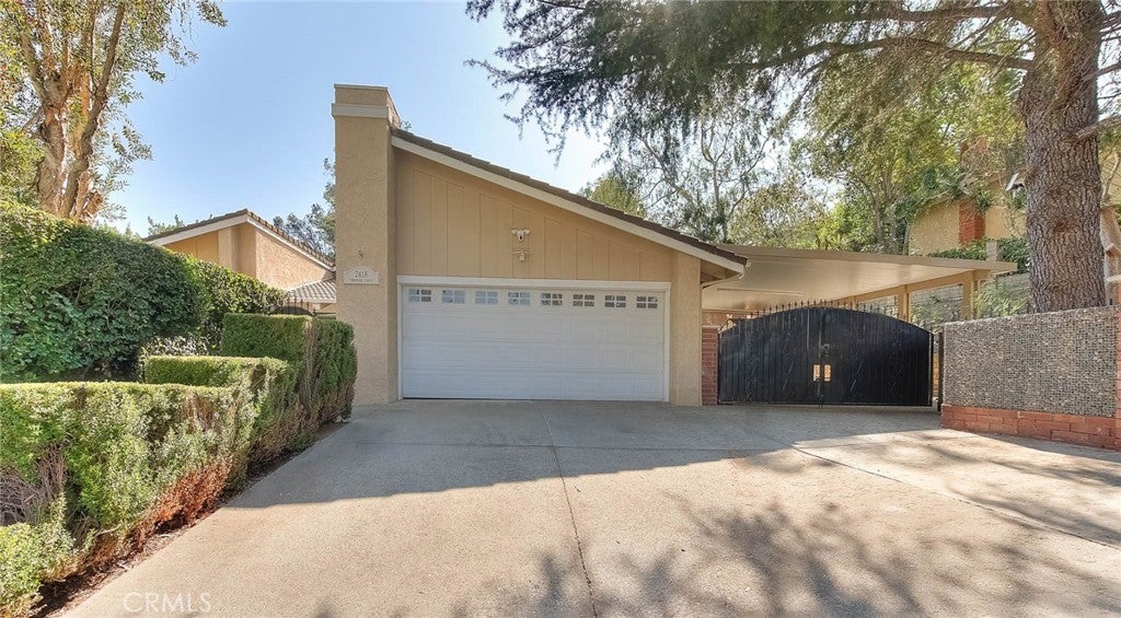 2418 Turquoise Circle