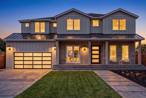 Photo of 14871 Payton Avenue, San Jose, CA 95124 (MLS # ML82045717)