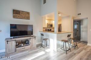 1904 Heywood Street L