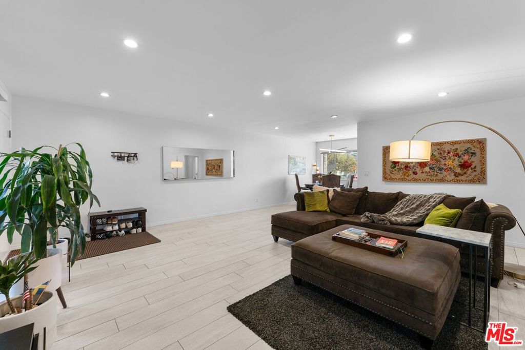 2002 4th Street 102