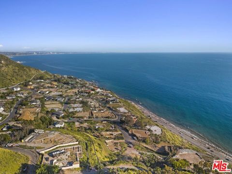 Photo of 20541 Roca Chica Drive, Malibu, CA 90265 (MLS # 26669503)