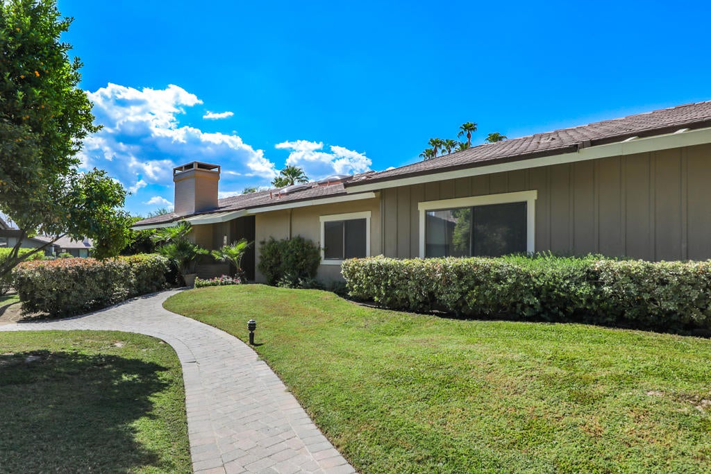 109 Deer Spring Way