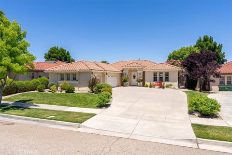 Photo of 721 Lenox Court, Paso Robles, CA 93446 (MLS # NS26118261)